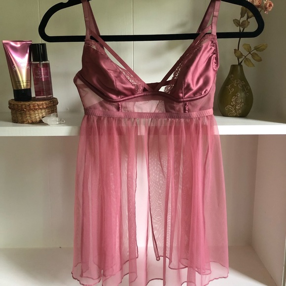 Victoria's Secret Other - VS Valentine’s Day 🌹 NWOT Victoria’s Secret